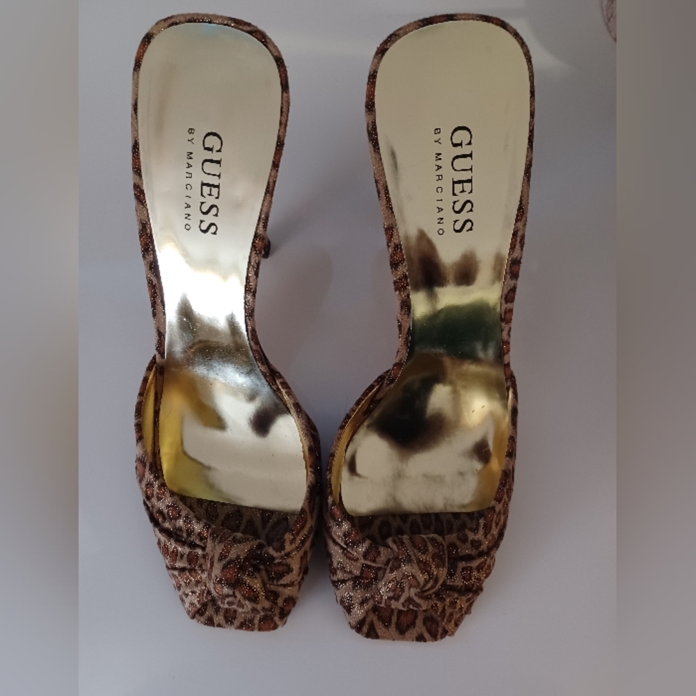 Woman Shoes 👠